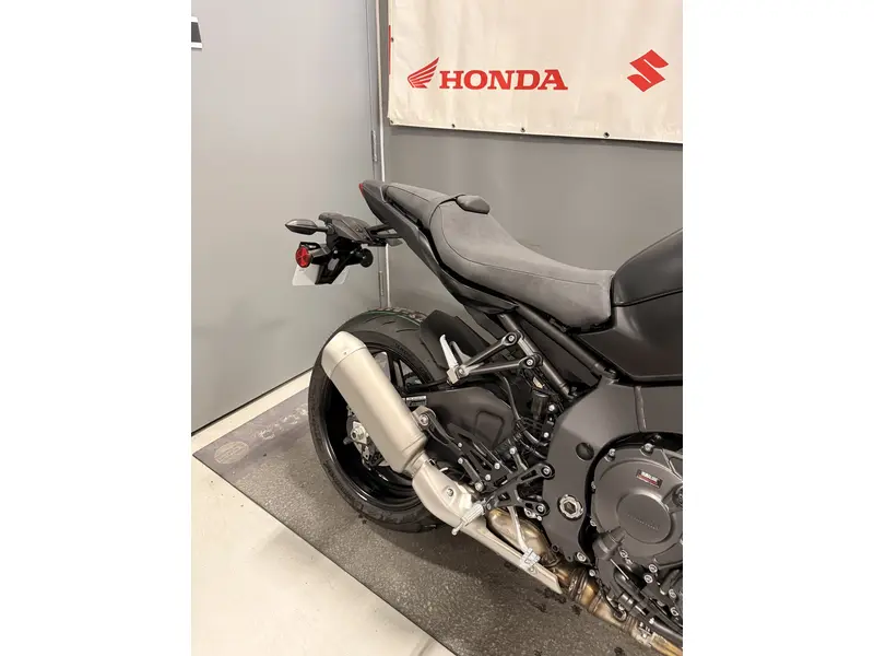2026 Yamaha MT-10 MT-10 thumbnail 6