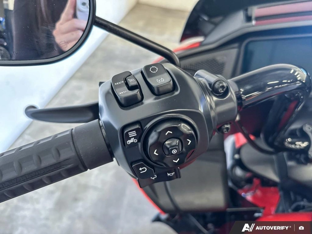 2026 Harley-davidson Road Glide alt