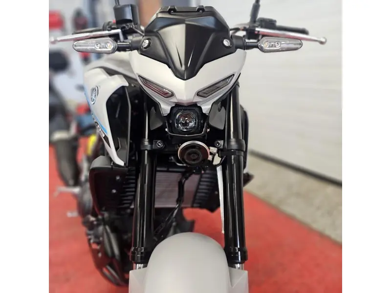 2026 Yamaha MT-03 thumbnail 5
