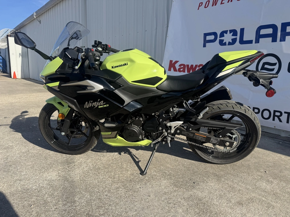 2026 Kawasaki Ninja® 500 Abs alt