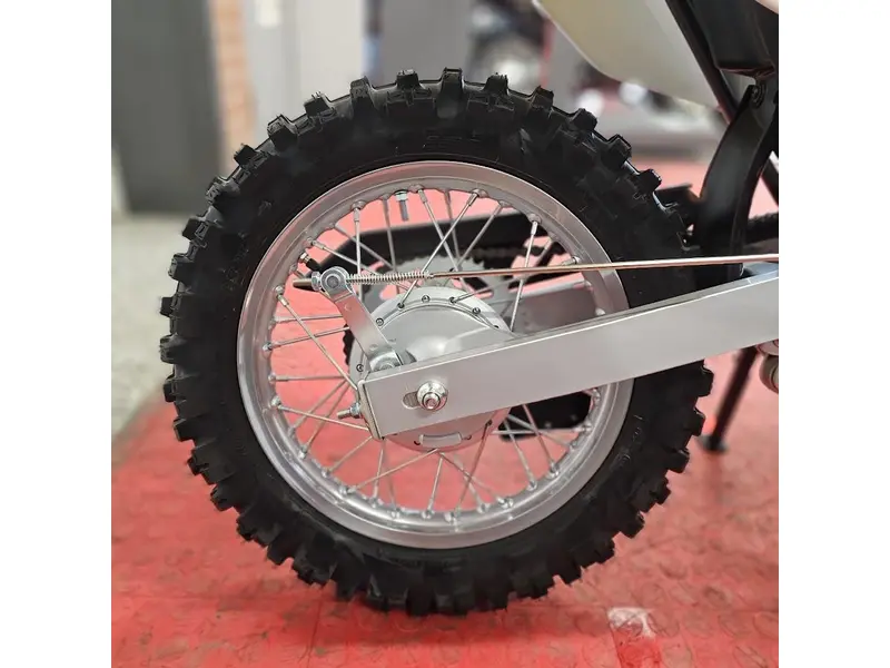 2026 Suzuki DR-Z 125 thumbnail 18