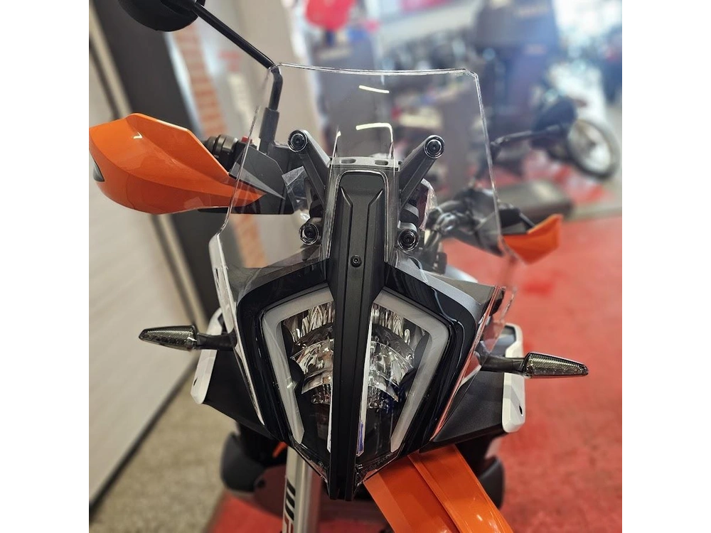 2026 Ktm Adventure 890 R alt