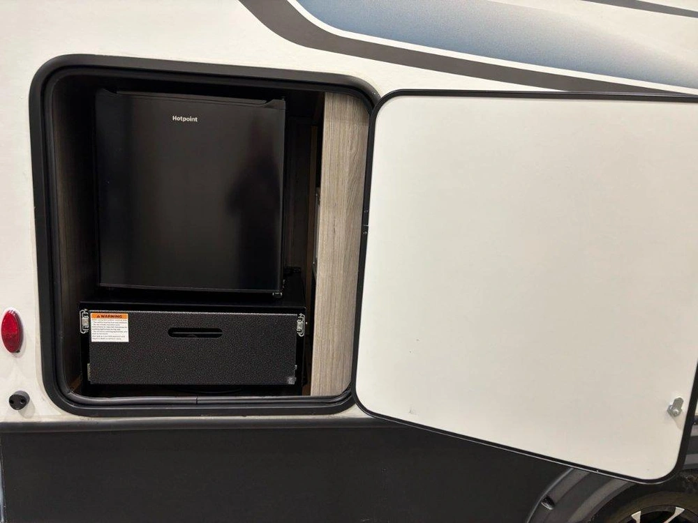 Keystone Rv Passport 189rb ***couple*** 2022 alt