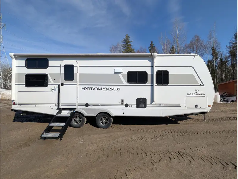 2026 Coachmen Freedom Express ultra lite 245RKS