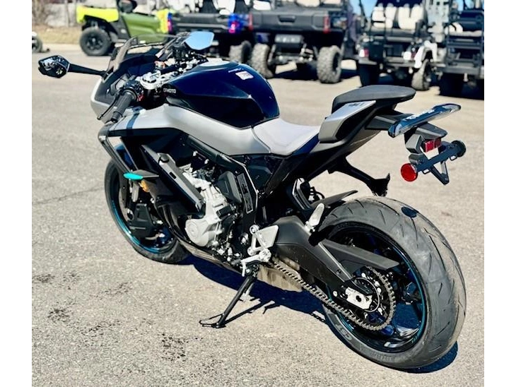 Cfmoto 675ss 2026 alt