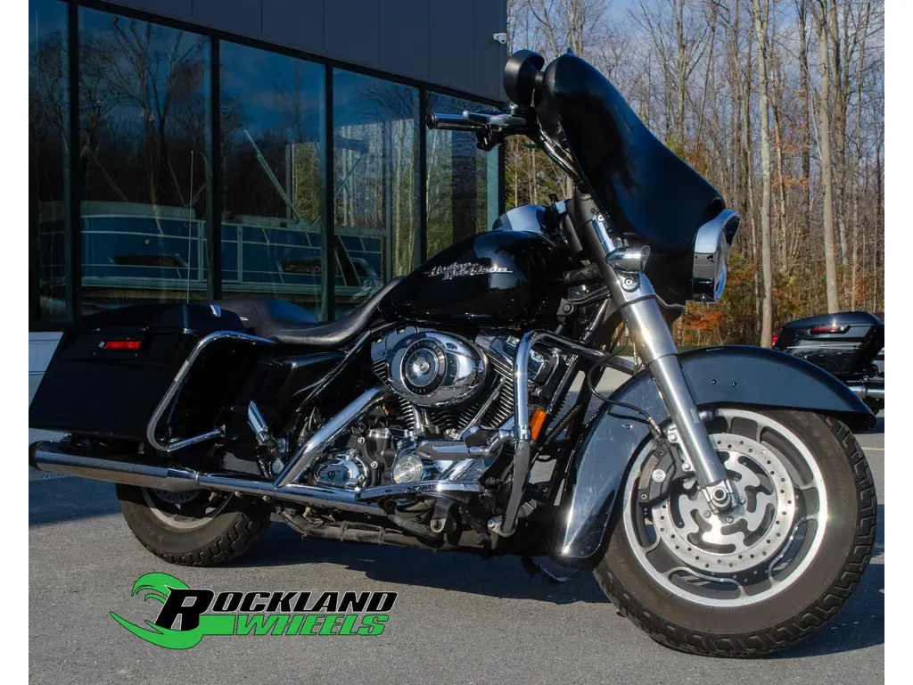 Harley-Davidson STREET GLIDE WITH BATTERY CHARGER AND EXTRA SEAT 2008