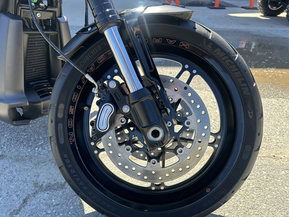 2019 Harley-davidson Fxdr alt