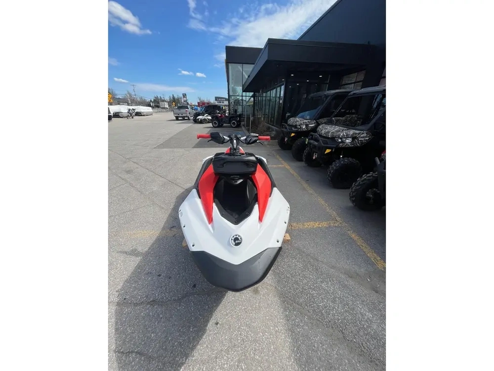 Sea-doo Spark Trixx 1 Place Audio 2026 alt