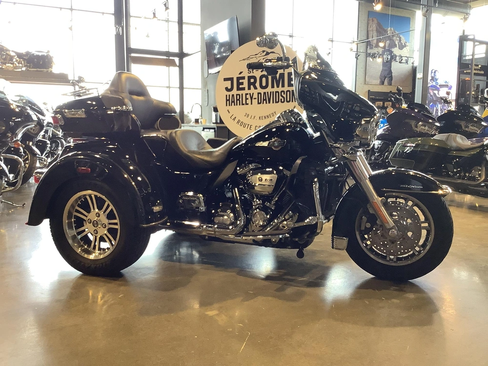 Harley-davidson Tri - Glade Ultra Flhtcutg001 2024 alt