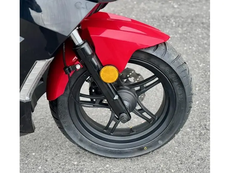 2023 Scootterre Rebel 50 thumbnail 8