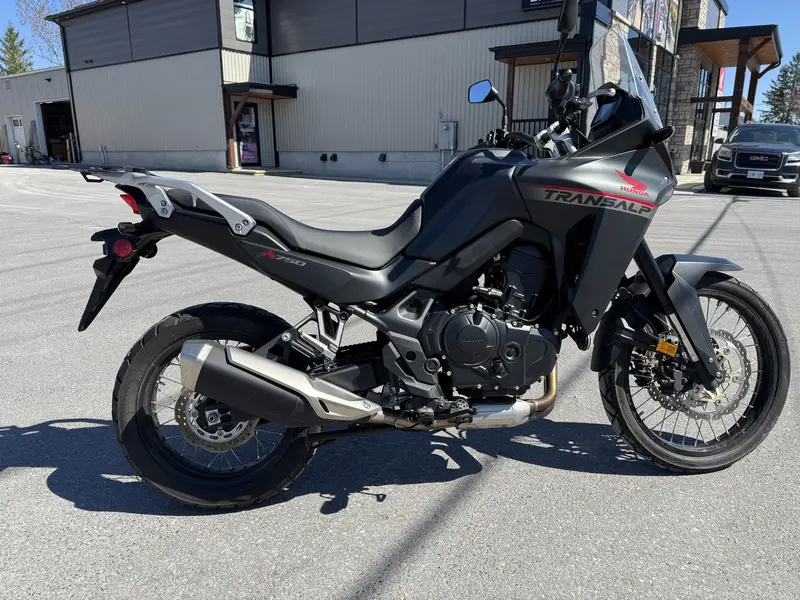 Honda Transalp 750 2024