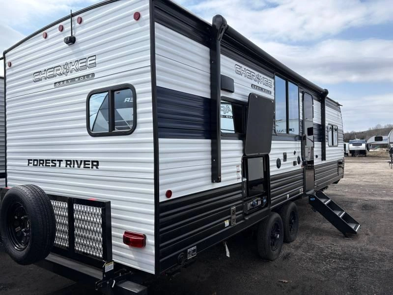 2026 Cherokee Grey Wolf 26 Ss alt