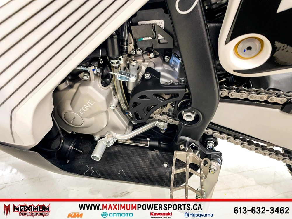 Kove Moto 450 Rally Dot Low Seat 2026 alt