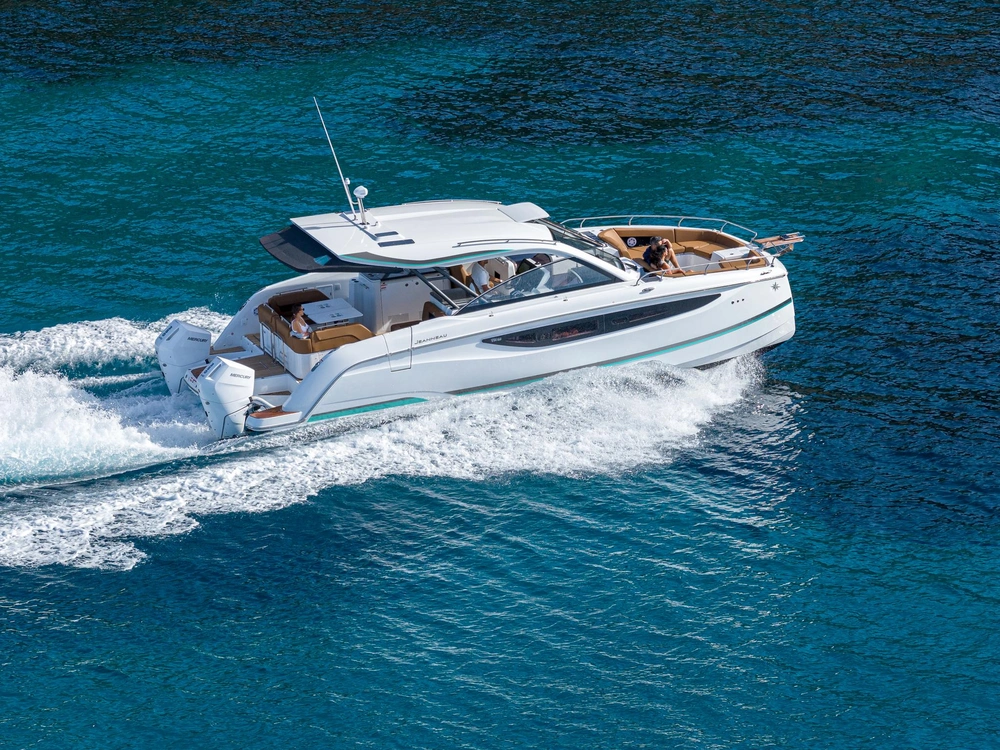 2026 Jeanneau Th 38 alt
