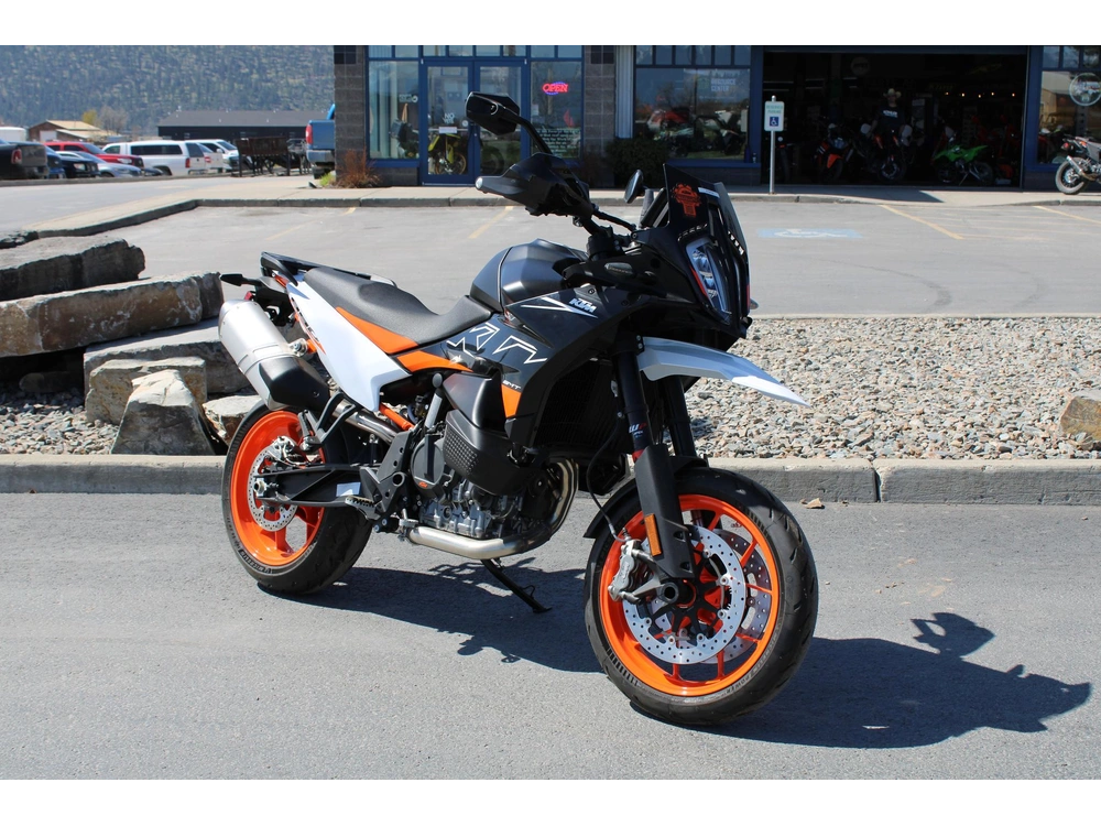2024 Ktm 890 Smt alt
