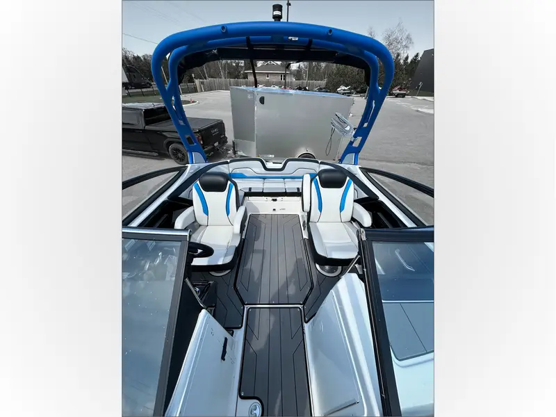 2019 Yamaha 212X thumbnail 7