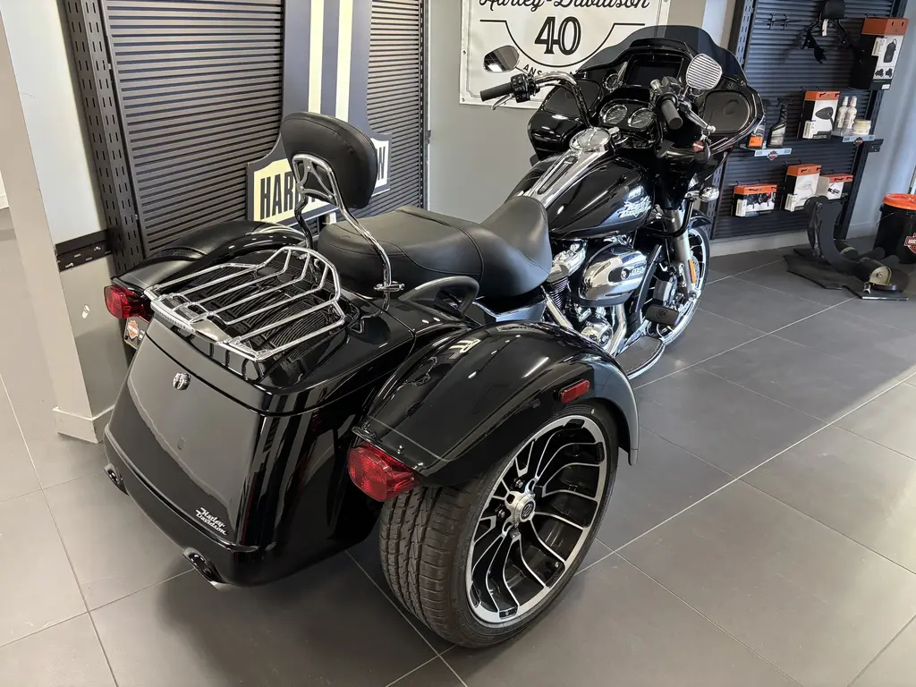 Harley-Davidson FLTRT ROAD GLIDE 3FLTRT 2023