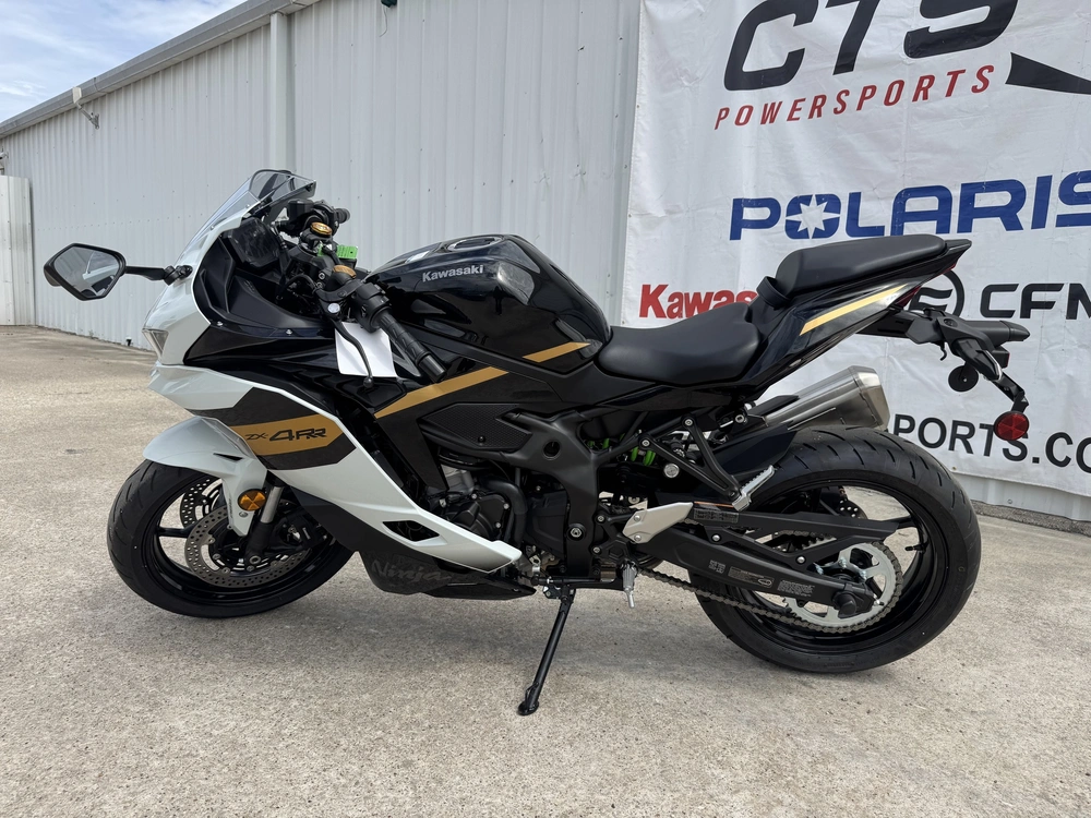 2026 Kawasaki Ninja® Zx™-4rr Abs Abs alt