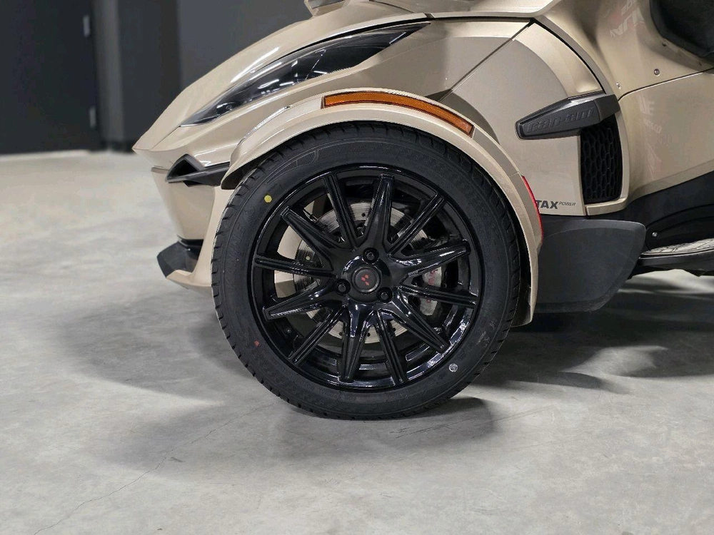 Can-am Rt Limited 2018 alt