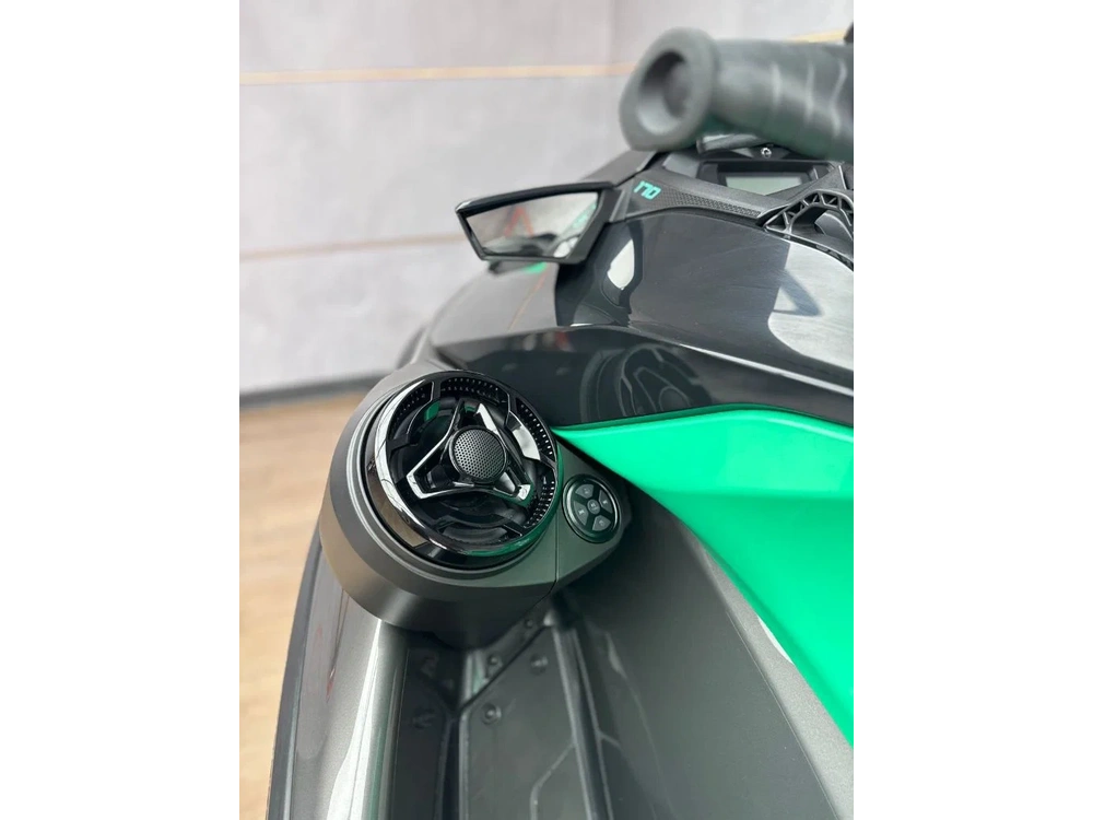 2026 Sea-doo Gti Se 170 Sound System Eclipse Black / Laguna Green alt