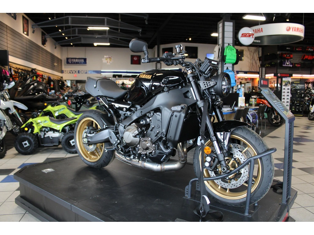 2026 Yamaha Xsr900 alt