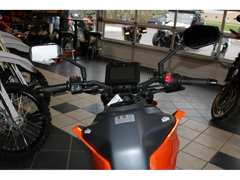 2024 Ktm 250 Duke Orange B.d. alt