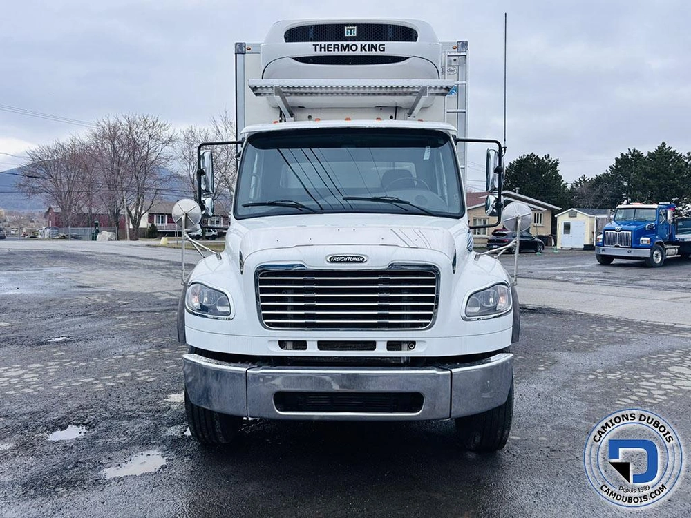 2019 Freightliner M2-106 alt
