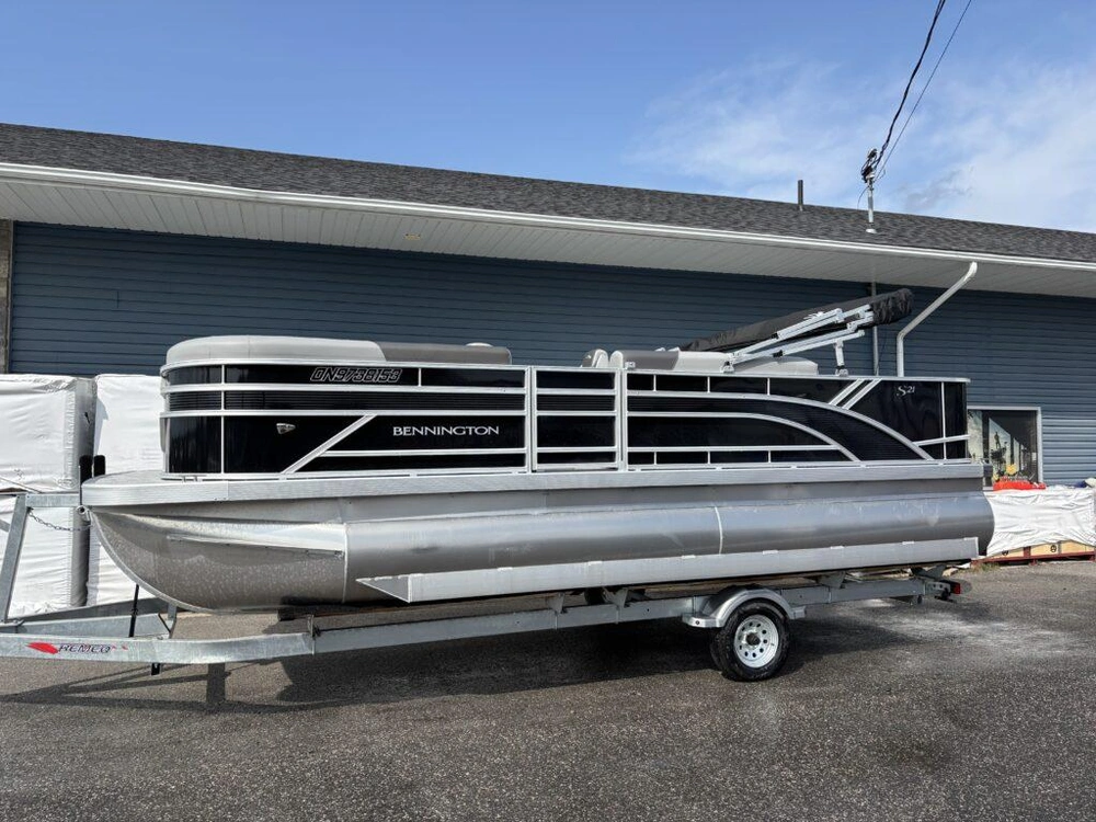 2025 Bennington Marine 21s (stern Fishing) Pontoon W/ Yamaha F90hp alt