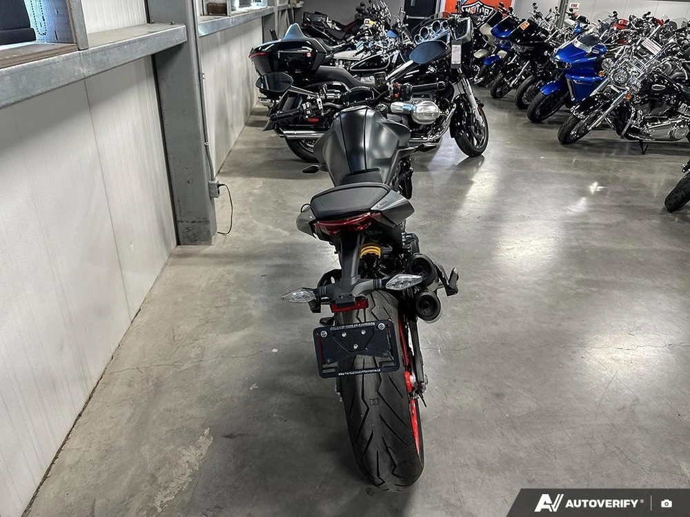2022 Ducati Monster alt