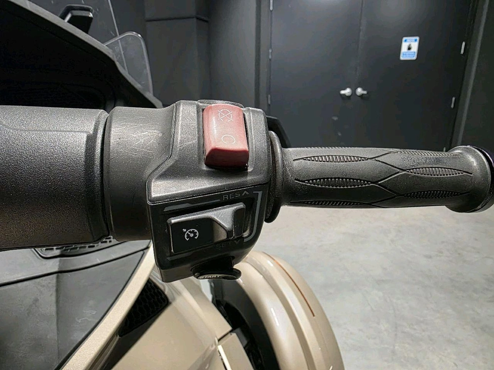 Can-am Rt Limited 2018 alt