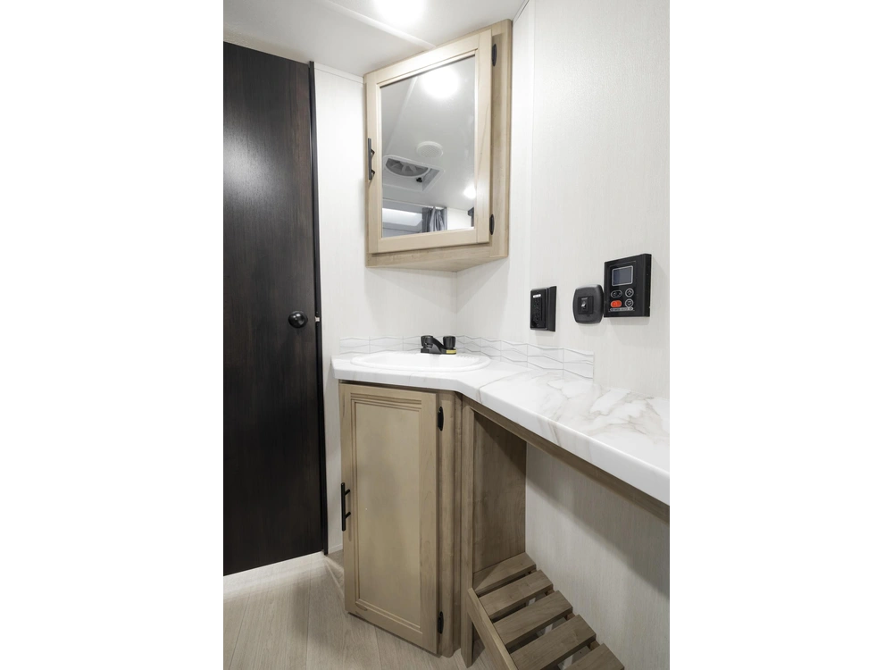 Cherokee 29nm Grey Wolf 2026 alt