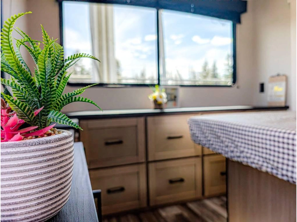 Jayco Jay Flight Bungalow 401loft 2026 alt
