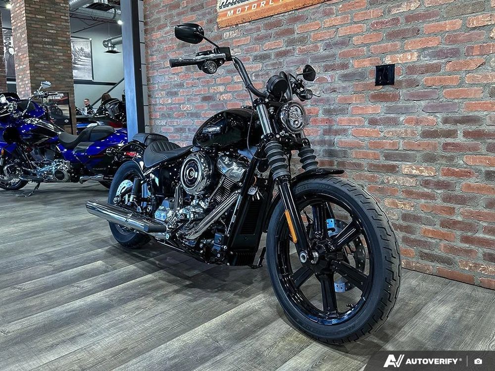 2026 Harley-davidson Street Bob alt