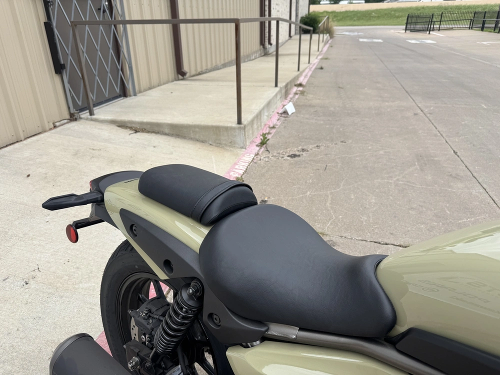 2025 Kawasaki Eliminator® Base Base alt