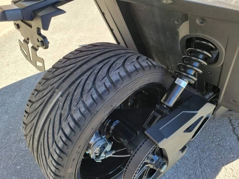 Polaris Slingshot 2024 alt