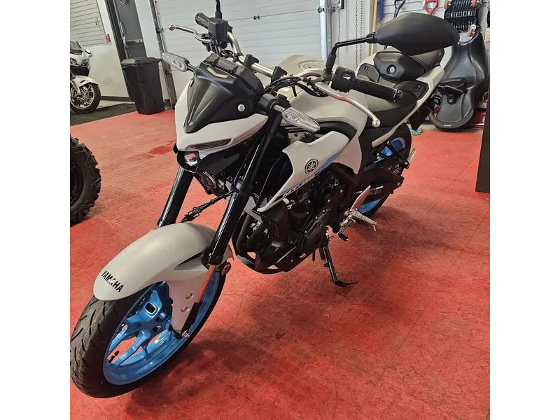 2026 Yamaha MT-03 thumbnail 3