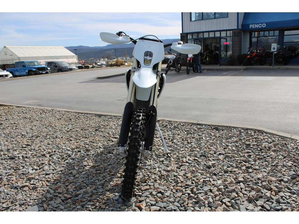 2025 Stark Future Varg Ex 80 Hp alt