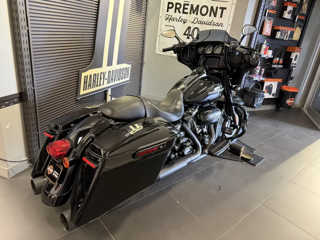 2019 Harley-Davidson FLHXS Street Glide SpecialFLHXS