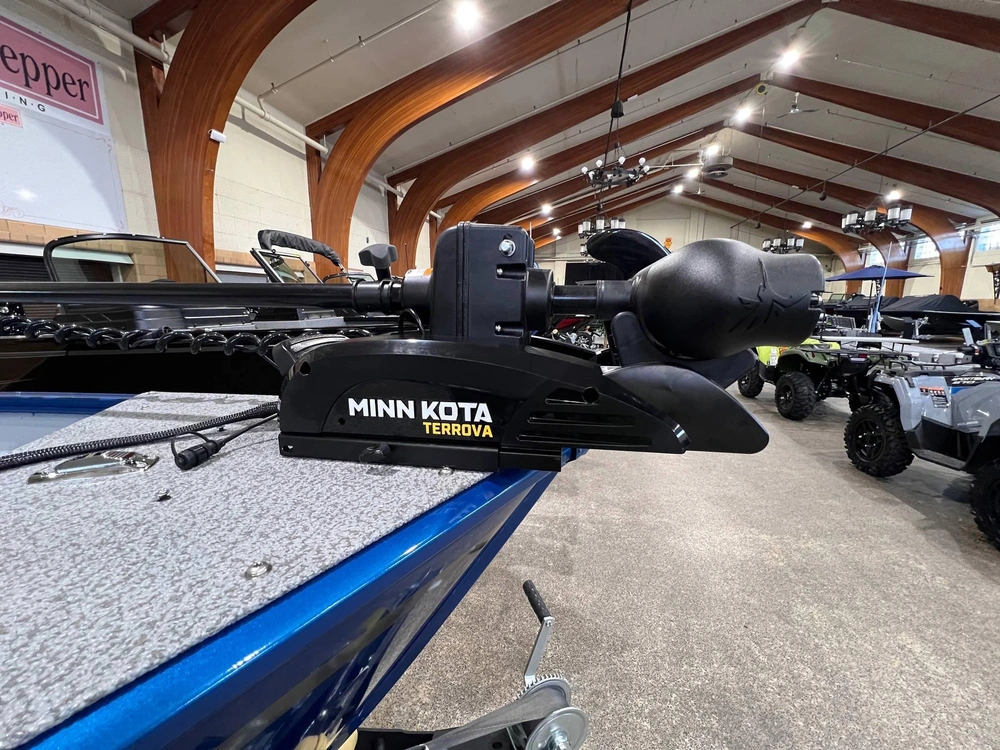 2024 Lund Boat Co 1775 Adventure Sport alt
