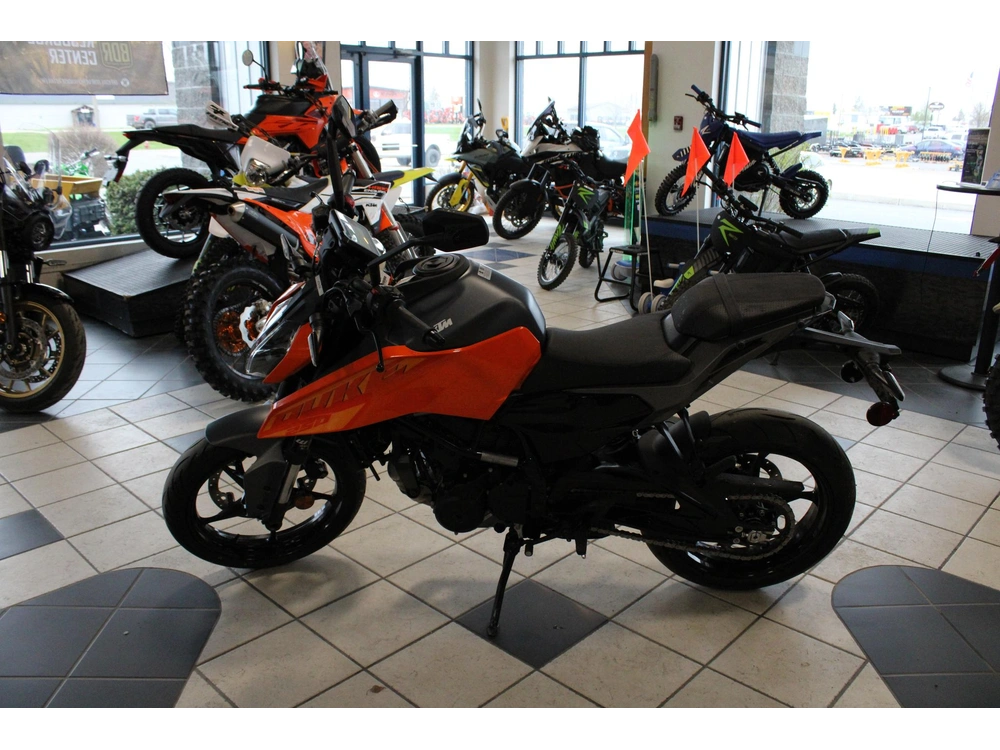 2024 Ktm 250 Duke Orange B.d. alt