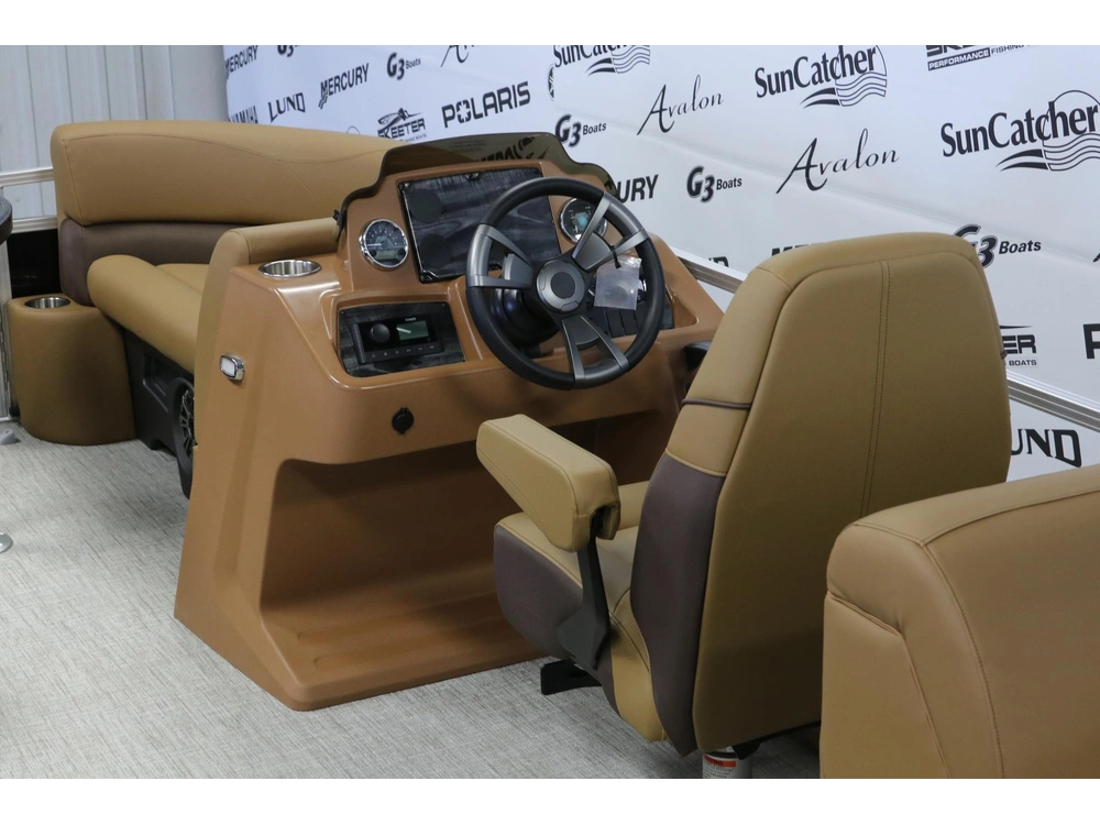 2026 Avalon Vls 2180 Quad Lounger + Yamaha 70 Hp alt