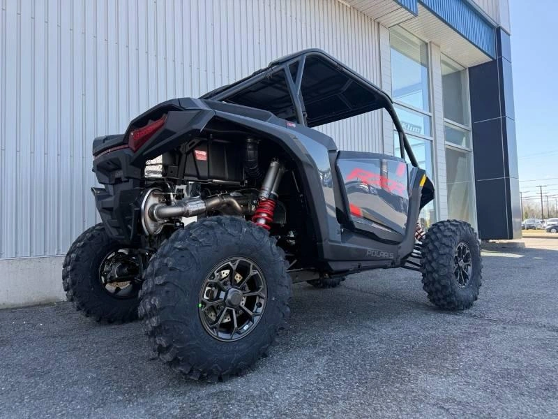 Polaris Rzr Xp 1000 Ultimate 2026 alt