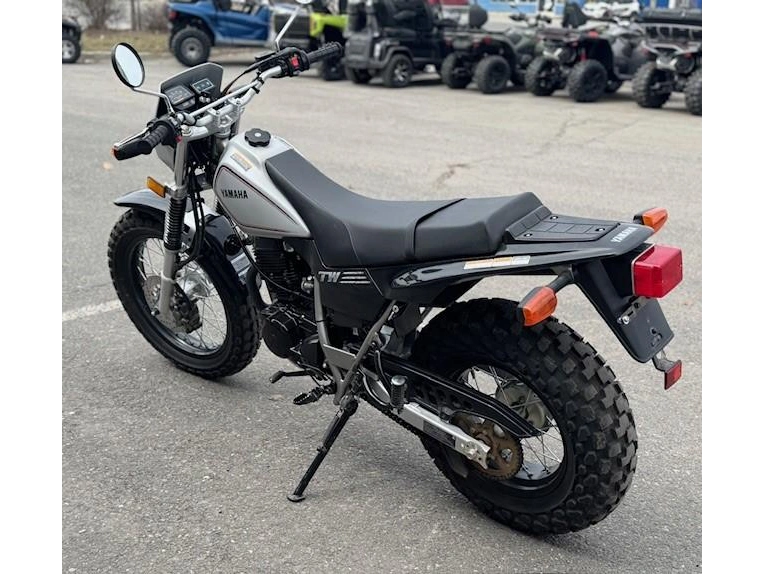 Yamaha Tw200 2025 alt
