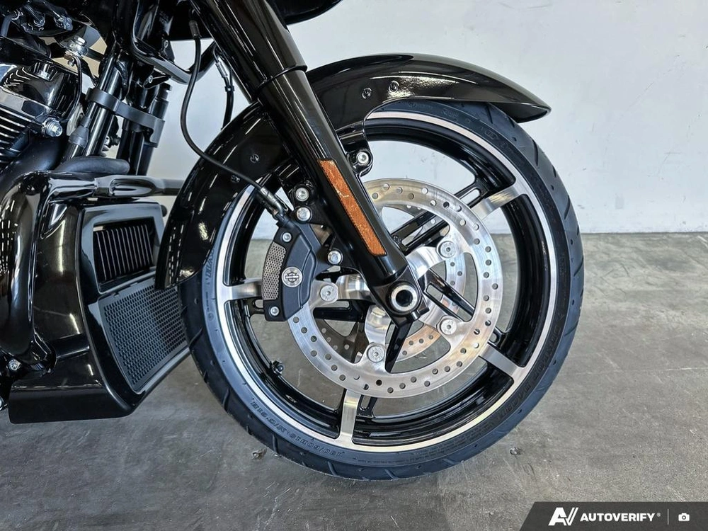 2026 Harley-davidson Road Glide alt