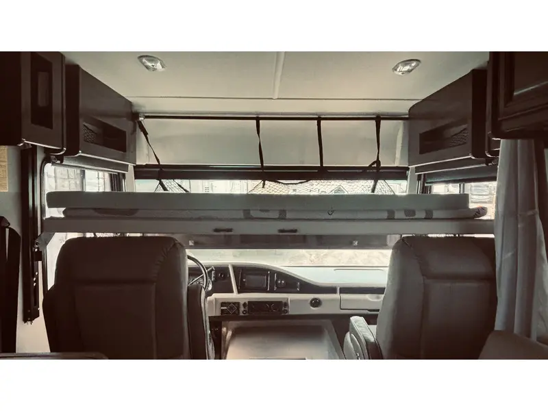 2019 Holiday Rambler ADMIRAL 32S thumbnail 6