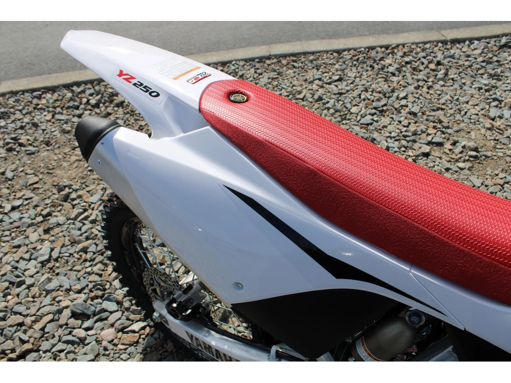 2026 Yamaha Yz250 70th Anniversary Edition alt