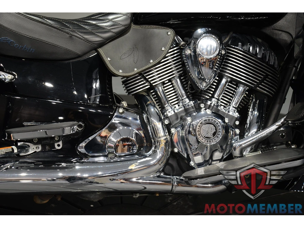 2017 Indian Motorcycle Roadmaster alt