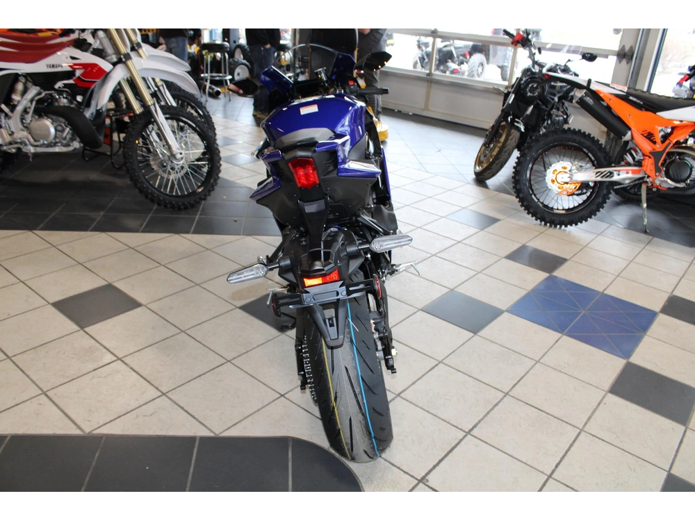 2026 Yamaha Yzf-r9 alt