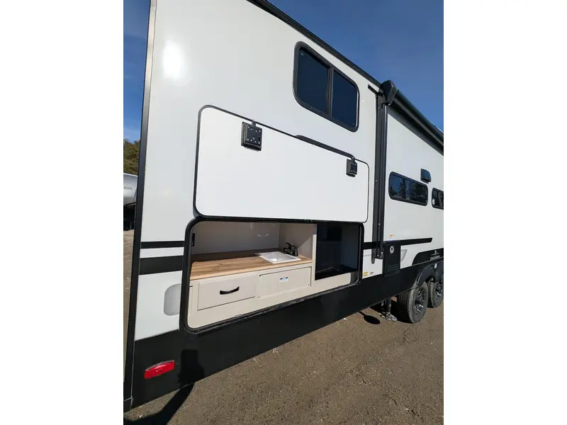 Coachmen Chaparral 274bh 2026 alt