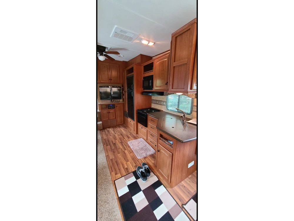 2011 Elkridge Elkridge 29 Rlsb alt